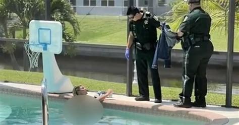 Woman Caught Swimming Naked In Strangers Pool Found With Crack Pipe In Vagina Daily Star