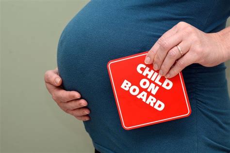 A Totally Nonboring Guide To A Pregnant Womans Rights At Work