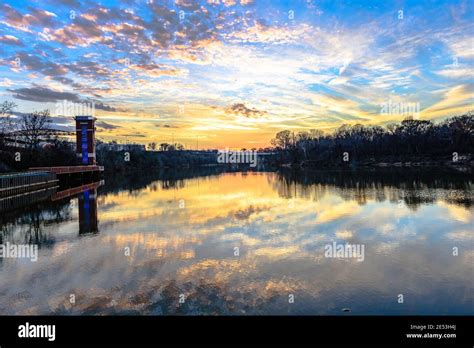 Montgomery Alabama Usa January 16 2017 Colorful Sunset Looking