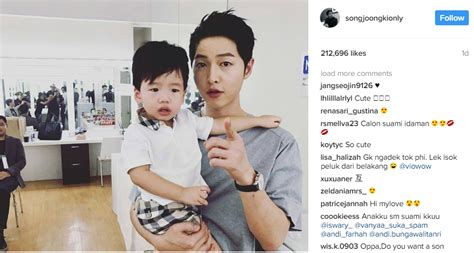 Actor, mc , model age : Song Joong-ki Posts Photo on Instagram with Look-a-Like Boy