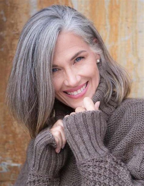 Fashion Older Ladies Medium Grey Hair Wig