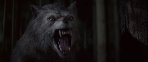 Bad Moon Werewolf By Steve Jonhson Filmes De Terror Terror Filmes
