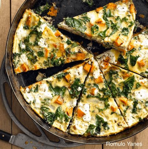Recettes indiennes, chili, couscous, lasagnes, hamburger, pizza, risotto, paëlla des spaghettis de patates douces avec une sauce alfredo vegan aux noix de cajou, accompagnés de pois chiches croustillants et de chou kale au curry. Omelette au chou frisé de patate douce | Chou kale recette ...