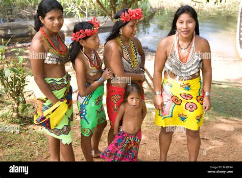 Indian Village Women Hi Res Stock Photography And Images Alamy