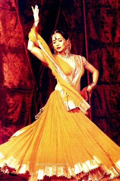 Madhuri Dixit Indian Dance Bollywood Dance Indian Classical Dance