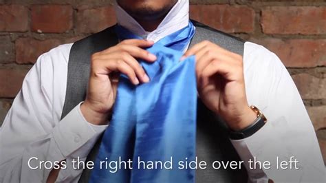 How To Tie A Cravat Youtube
