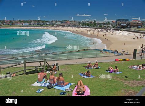 Sunbathers On South Bondi Beach Sydney Australia Stock Photo Alamy