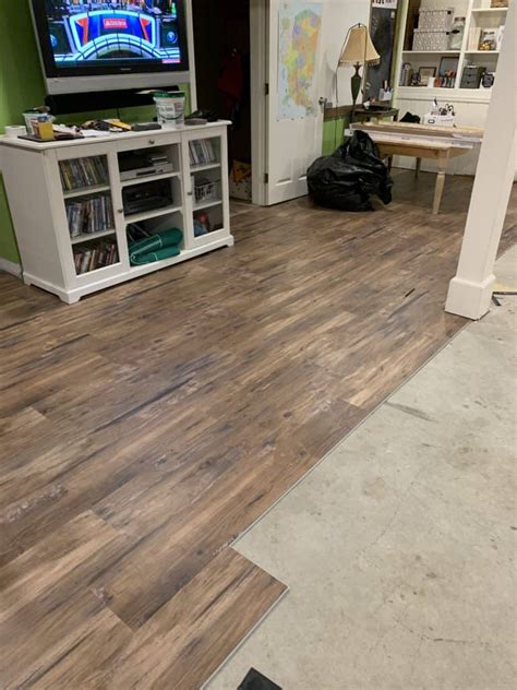 Learn how to install vinyl flooring with this handy guide. How to install vinyl plank flooring - Our Re-purposed Home
