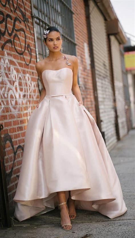Durchsuche unser sortiment an neuen und second hand brautkleidern, online. Pin auf Brautkleider / Wedding Dresses