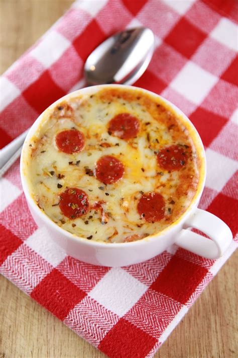 Most of these breakfasts come together in a coffee mug (like this simple scrambled eggs in a mug and these easy microwave poached eggs, which take all the guesswork out of poaching eggs) so you don't have to worry about cleaning extra dishes. Microwave Mug Pizza Recipe (with Video) | Bigger Bolder Baking