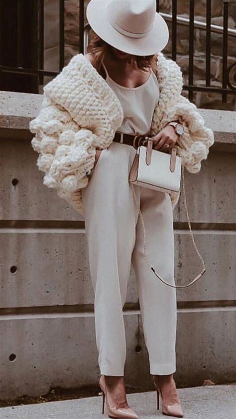 To Copy Now Style In 2020 Fashion All White Outfit Street Style