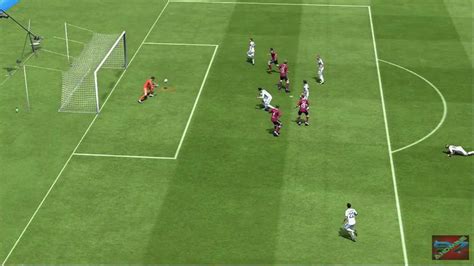 Some of the world's best footballers play there. FIFA 13 - GOLAZO DE VOLEA DE LUKA MODRIC - YouTube