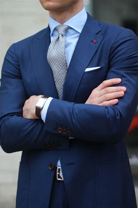 Shop the next range of men's blue suits in slim and tailored fits here. Best 25+ Navy suit tie ideas on Pinterest | Navy blue suit ...