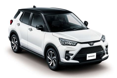 Sementara untuk enjin naturally aspirated 1.2l bakal muncul sekitar semester dua tahun ini. Review Harga Spesifikasi Toyota Raize 2021 | Mata Viral