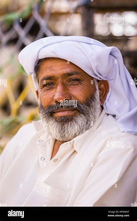 Al Ain United Arab Emirates Man At Livestock Market Stock Photo Alamy