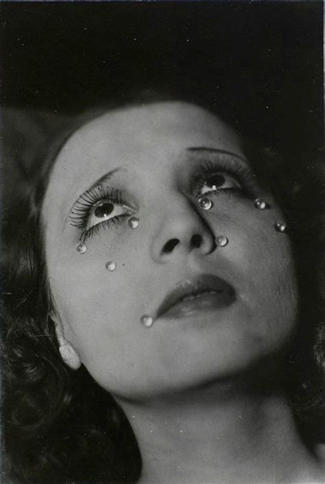 Man Ray Tears 1932 In 2020 Haar Inspiratie Portret Haar