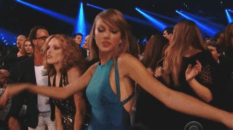 Taylor Swift Names Her Iconic Dance Move Youtube