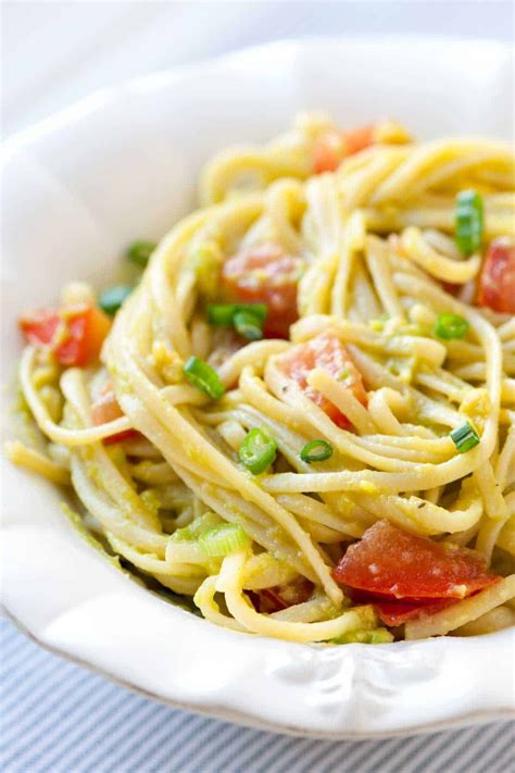 quick and easy avocado pasta recipe avocado recipes pasta vegetarian pasta recipes easy