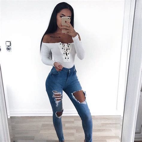Outfits With Ripped Jeans Instagram Baddie Outfits For School Baddie Outfits Casual Wear