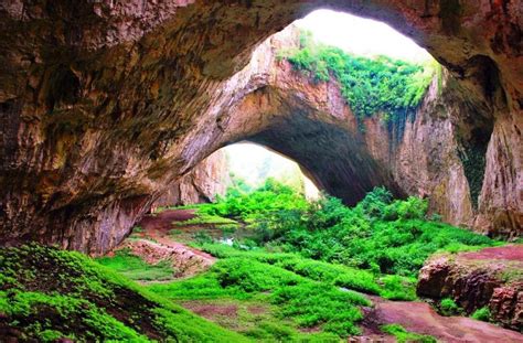 Devetàshka Cave A Massive Karst Cave