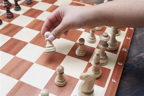 A white square is always on the right, from the perspective of the players who are sitting at the board. How to Set up a Chess Board