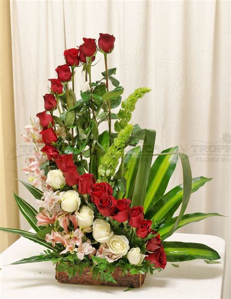 Resultado De Imagen Para Arreglos Florales Unitarios Con Rosas Rojas