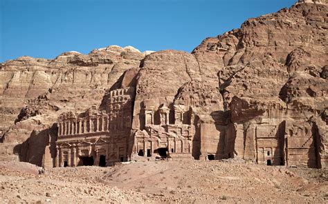 Visiting Petra In Jordan Everything You Need To Know On The Luce
