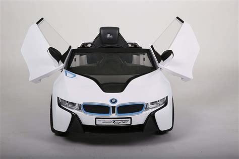 4.6 из 5 звездоч., исходя из 312 оценки(ок) товара(312). RollPlay - BMW i8 Ride On Toy, 12 Volt Battery-Powered Kid's Ride On Car | PlayOne