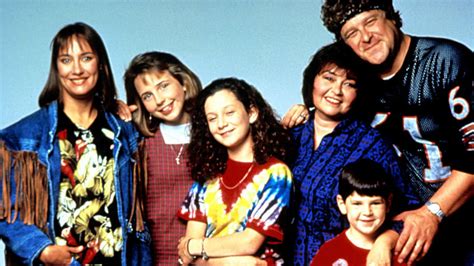 Roseanne Is Officially Coming Back Heres Everything We Know