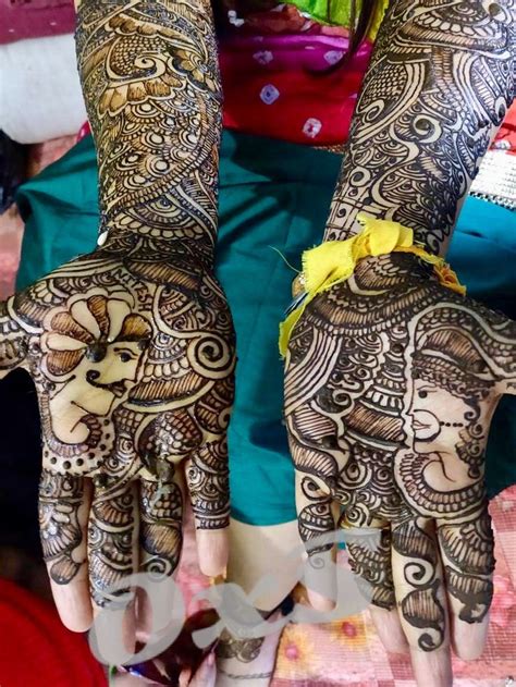 Bridal mehdi design in 2020 | Mehndi designs, Hand henna, Henna hand tattoo
