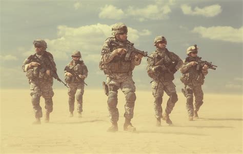 Army Soldier In Desert Mega Wallpapers