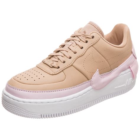 Air force one is the official air traffic control call sign for a united states air force aircraft carrying the president of the united states. Nike Air Force 1 Jester XX Sneaker Damen beige rosa im ...