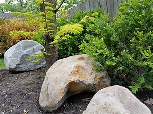 Using Boulders In The Landscape Sweeney 39 S Custom Landscaping Inc