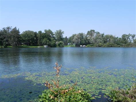 Lakes In Orchard Lake Village Michigan