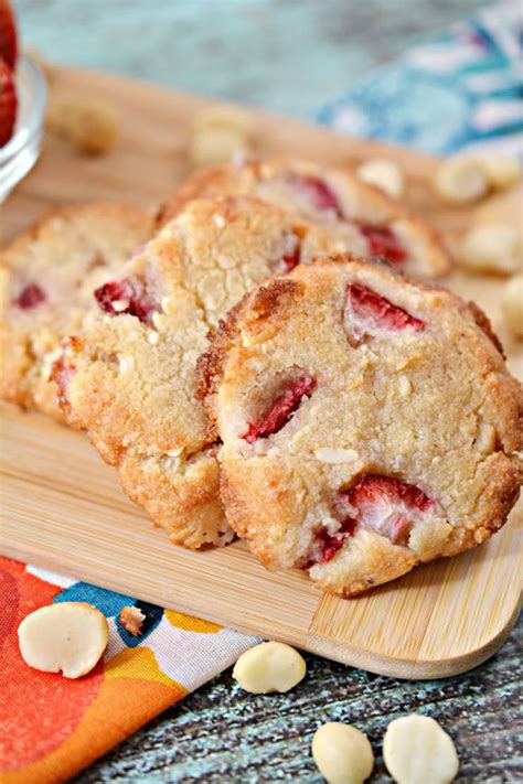 I love all kinds of cookies. Weight Watchers Cookies - BEST WW Recipe - Strawberry ...