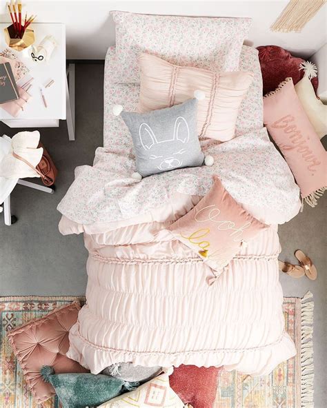 Lauren conrad's house balanced west coast style with traditional décor for a clean, modern look. LC Lauren Conrad Home Décor from Kohl's | Dorm decorations, Home, Home decor
