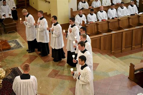New Liturgical Movement Minor Orders And Tonsure Ceremonies At Fssp