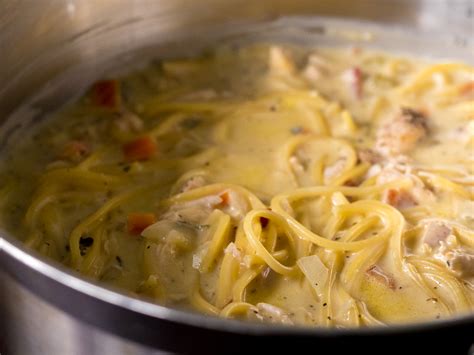 Looking for an easy chicken noodle soup recipe? Kraft Noodle Classics Savory Chicken : Amazon Com Kraft Noodle With Savory Chicken 7 Ounce Boxes ...