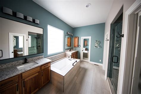 You should definitely choose brighter tones (such as baby how do you make a small bathroom look bigger? Bathroom Color Schemes: How to Choose the Best Bathroom Color