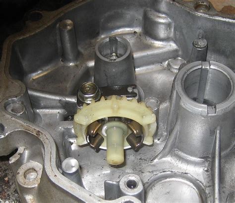 Centifugal and inertia engine governors. Honda HRU194 problem - OutdoorKing Repair Forum