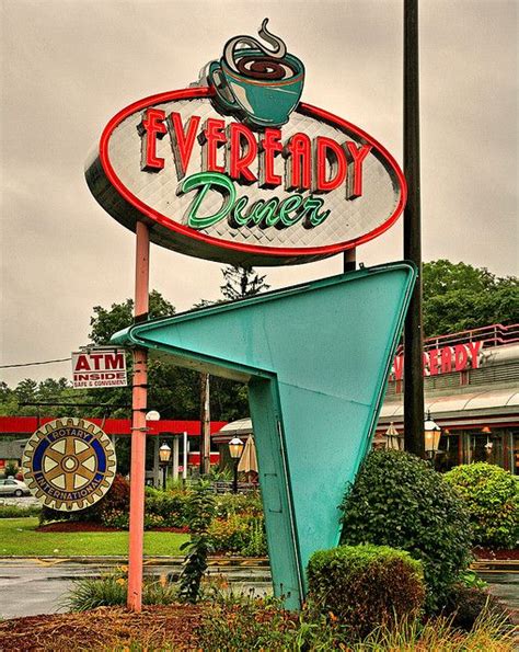 Eveready Diner In 2020 Vintage Neon Signs Old Neon Signs Neon Signs