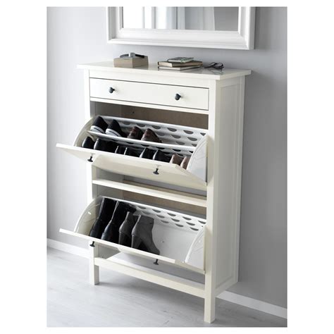 Two things make ikea trones a standout when it comes to small space storage. HEMNES Armoire à chaussures 2 casiers, blanc, 89x127 cm ...