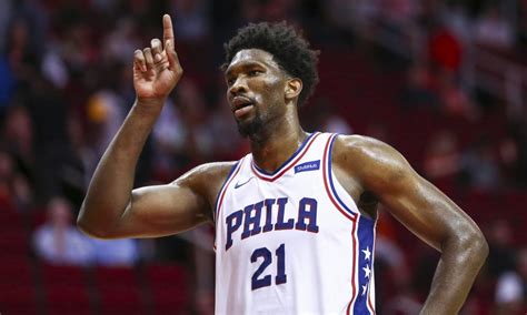 Search, discover and share your favorite joel embiid gifs. Joel Embiid Declares Himself King Of Social Media