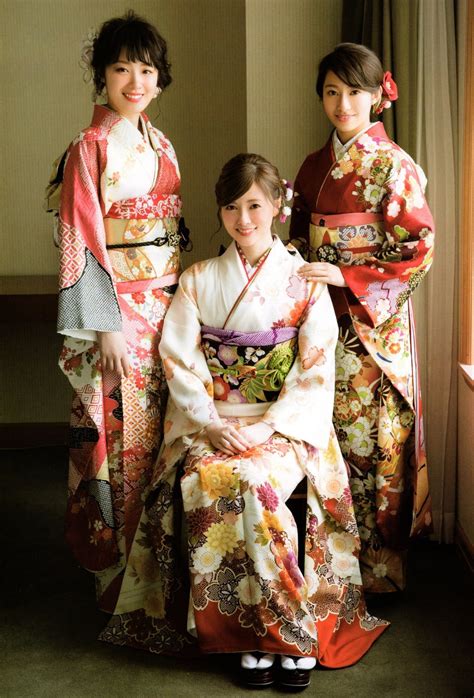 日刊美女 〜nikkan Bijyo〜 On Twitter Kimono Japan Japanese Kimono Fashion Japanese Traditional