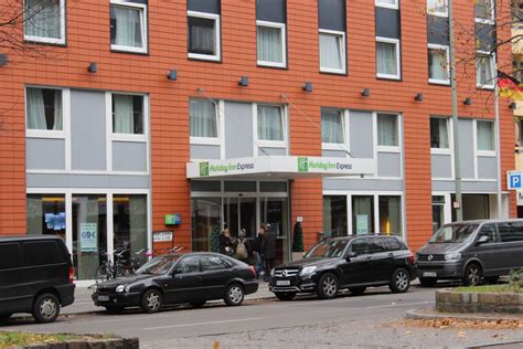 Comfortable and efficient, very close and convenient to tegel airport. "Außenansicht" Premier Inn Berlin City Centre West (Berlin ...