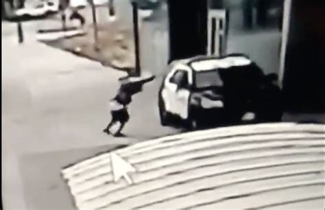 Two Sheriffs Deputies Shot In Compton Authorities Release Video Say They Were Ambushed Laist