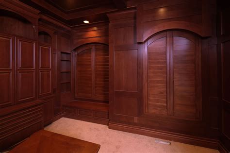 If you are looking for wood plantation shutters in the houston, visit shutters and blinds of the woodlands that have been providing the lowest prices on plantation shutters to the woodlands and surrounding areas for years and often meeting or beating other local shutter company's prices. Houston TX Plantation Shutters, Faux, Wood, Texas