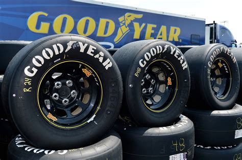 Noticia The Goodyear Tire Rubber Company y Nascar renuevan su acuerdo de colaboración BMW