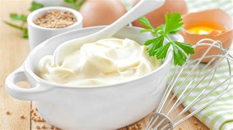 En souvenir de la prise de port mahon en 1756 ♦ sauce mayonnaise : Pineapple and Mayonnaise Dip Recipe - NDTV Food