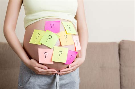 De eerste menstruatie na de bevalling. Baby weetjes; bizarre, grappige of interessante wist-je ...